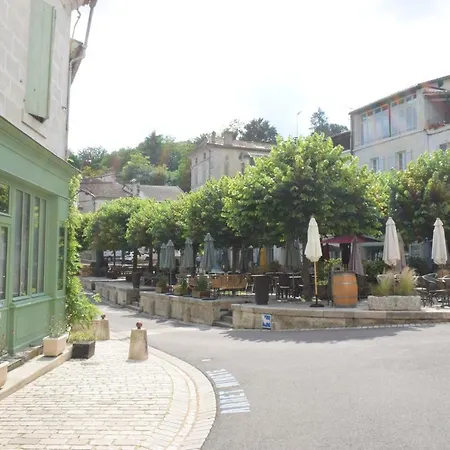 La Maison Du Tourniquet Aubeterre-sur-Dronne Exterior photo
